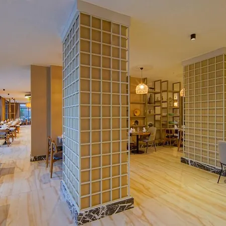 Hotel Aletris Deluxe & Side