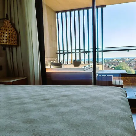 Aletris Deluxe & Hotel Side