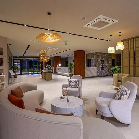Aletris Deluxe & Hotel